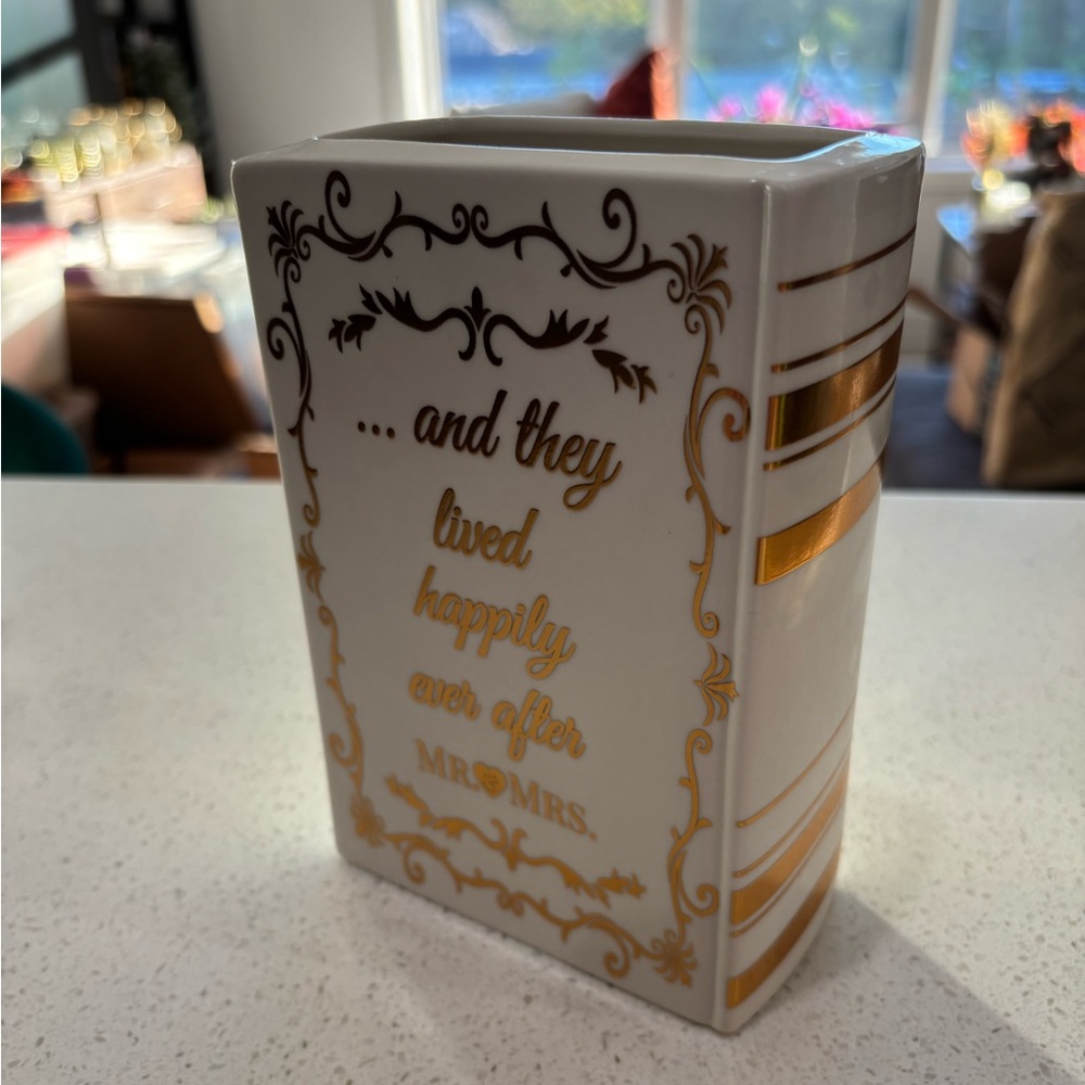 Francesca's White Ceramic Book Vase
